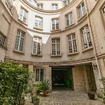 Paris 3° Centre Marais -Cocon Calme (Propreté +++)